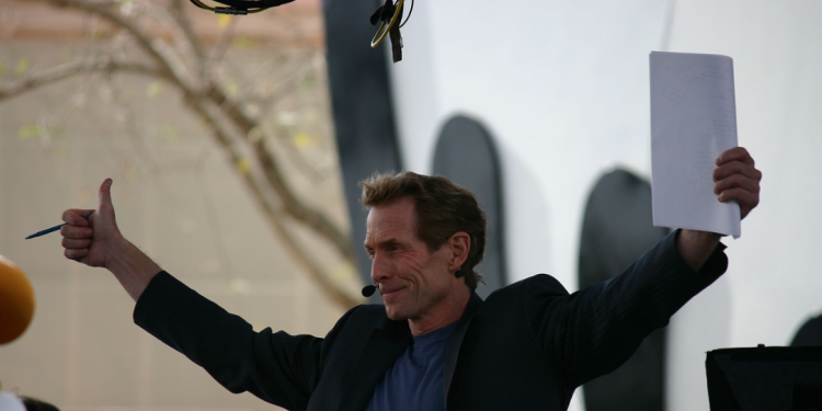 Jeff Kern, CC BY 2.0 https://creativecommons.org/licenses/by/2.0, via Wikimedia Commons