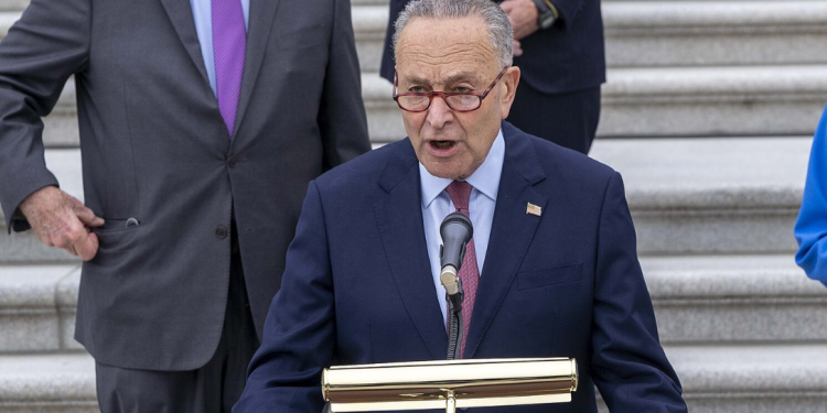 Senate Democrats, CC BY 2.0 https://creativecommons.org/licenses/by/2.0, via Wikimedia Commons
