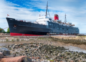 Image by Helen Hotson via Shutterstock