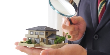 Image by beauty-box via Shutterstock