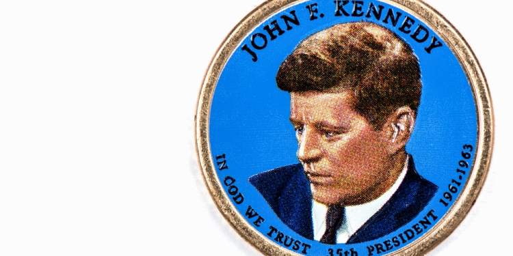 Prachaya Roekdeethaweesab image via Shutterstock