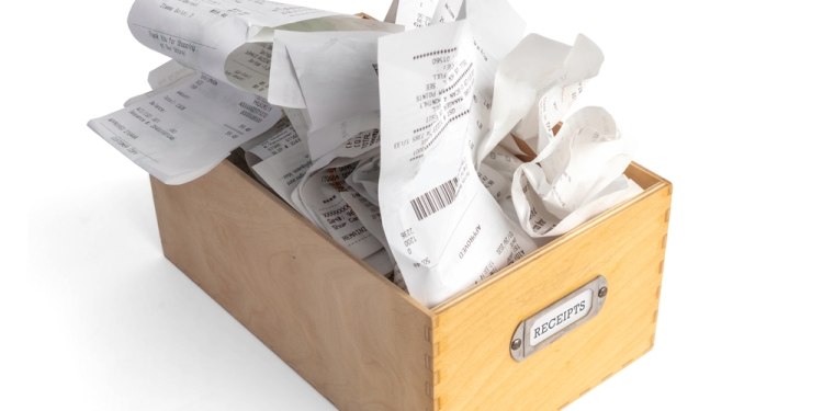 Image by sophiecat via Shutterstock