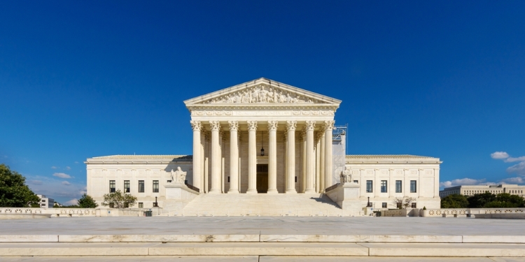 Yaya Ernst image via Shutterstock