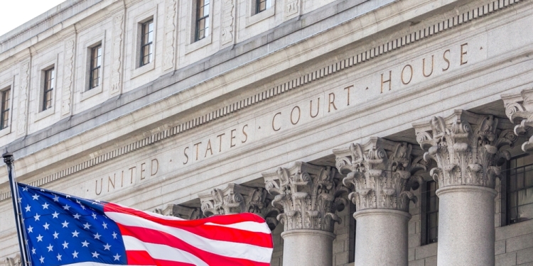 mariakray image via Shutterstock