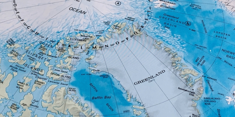 AustralianCamera image via Shutterstock