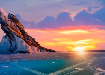 muratart image via Shutterstock