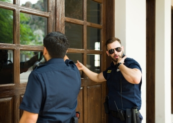 antoniodiaz image via Shutterstock