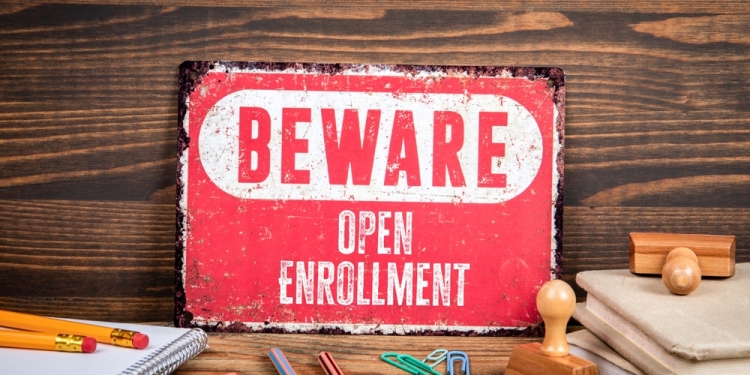 stoatphoto image via Shutterstock