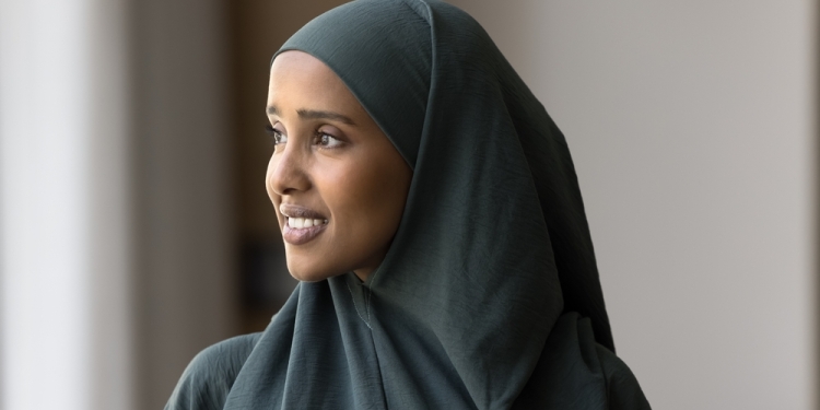 fizkes image via Shutterstock