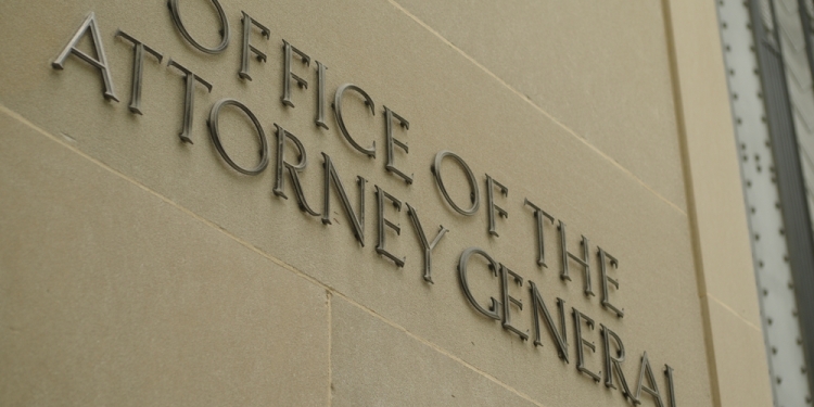 Philip Yabut image via Shutterstock