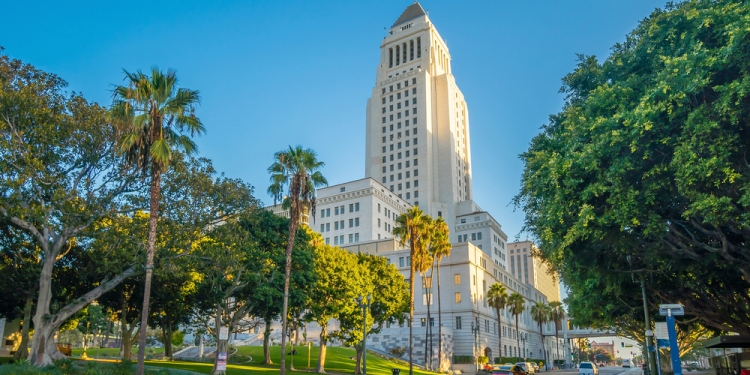 f11photo image via Shutterstock