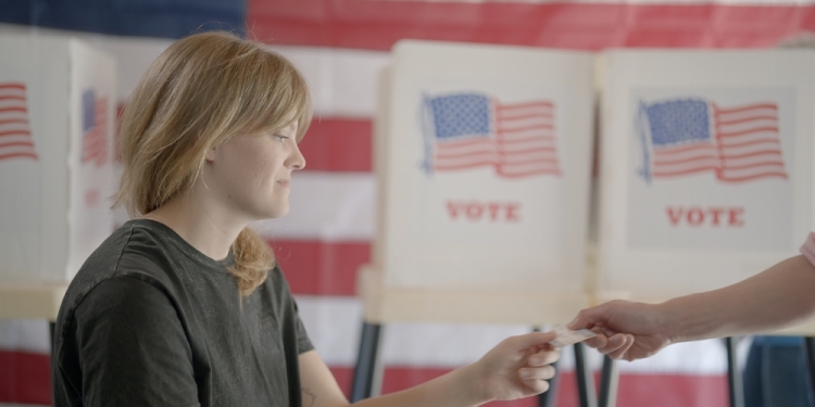 vesperstock image via Shutterstock