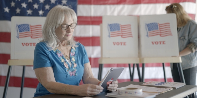 vesperstock image via Shutterstock