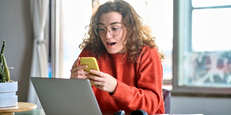 insta_photos image via Shutterstock