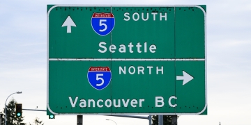 Ian Dewar Photography image via Shutterstock