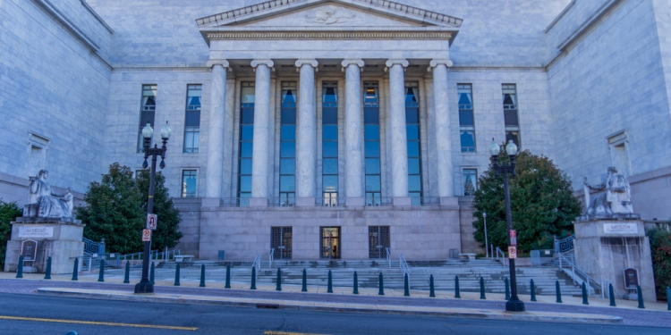 TheEternalPanda image via Shutterstock