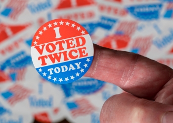 Steve Heap image via Shutterstock