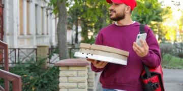 Pixel-Shot image via Shutterstock