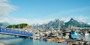 Evina Milenova image via Shutterstock