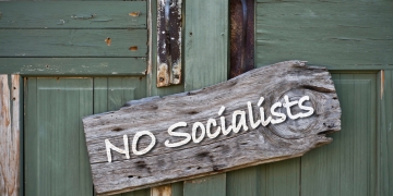 W. Scott McGill image via Shutterstock