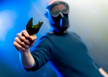 guys_who_shoot image via Shutterstock