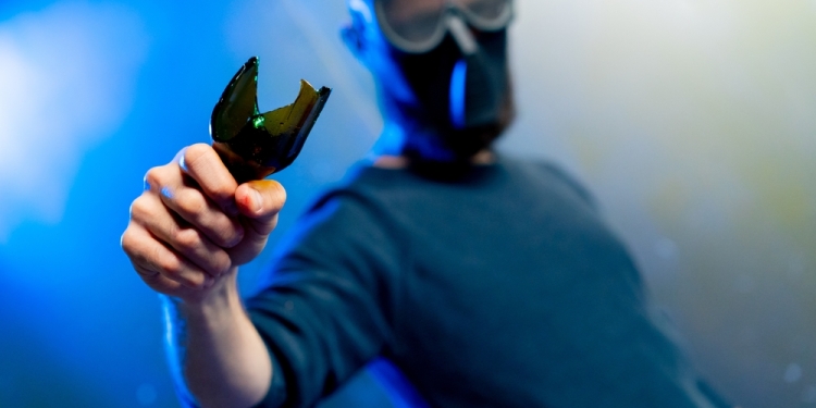 guys_who_shoot image via Shutterstock